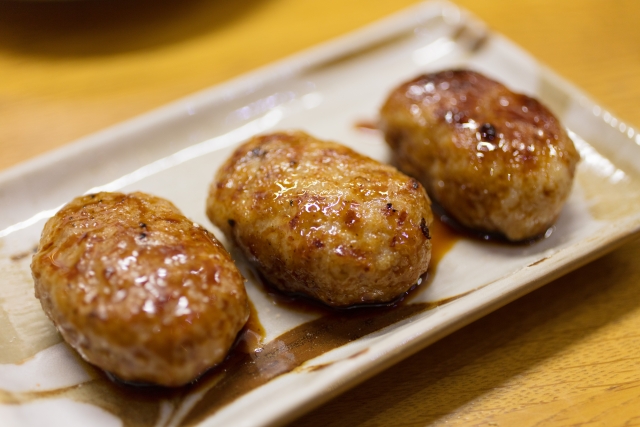 ソレなら5分で出来ますよ 鶏ひき肉のつくね味 5分でできるズボラ料理の作り方 グレンの気になるレシピ