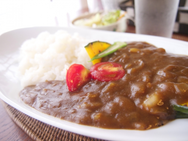 教えてもらう前と後 カレー 市販のルー プロの技 玉ねぎの炒め方