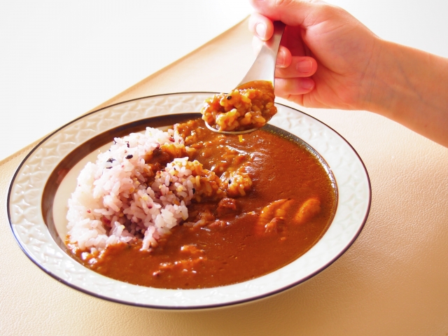 教えてもらう前と後 カレー 市販のルー プロの技 玉ねぎの炒め方