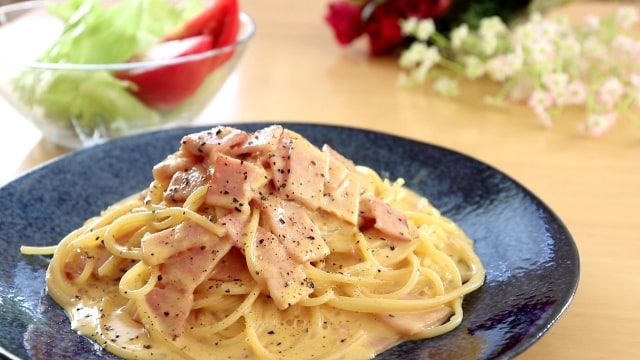 ジョブチューン イタリアンシェフ直伝 市販 パスタソース アレンジ バトル レシピ たらこととろろの和風カルボナーラ