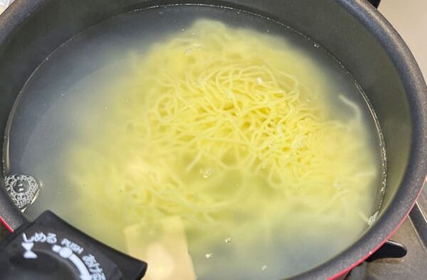 いちご煮の磯ラーメン 細麺 ちぢれ麵