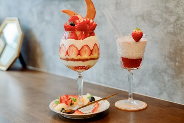 草彅やすとものうさぎとかめ 草彅剛 海原やすよともこ やすとも レシピ 作り方 いちごパフェ