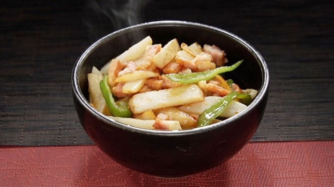 相葉マナブ じゃがいもたっぷり ベーコンのしょう油ガーリック丼