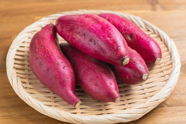 ヒルナンデス レシピ 作り方 秋バテ対策 もち麦とさつまいもの洋風炊き込みご飯