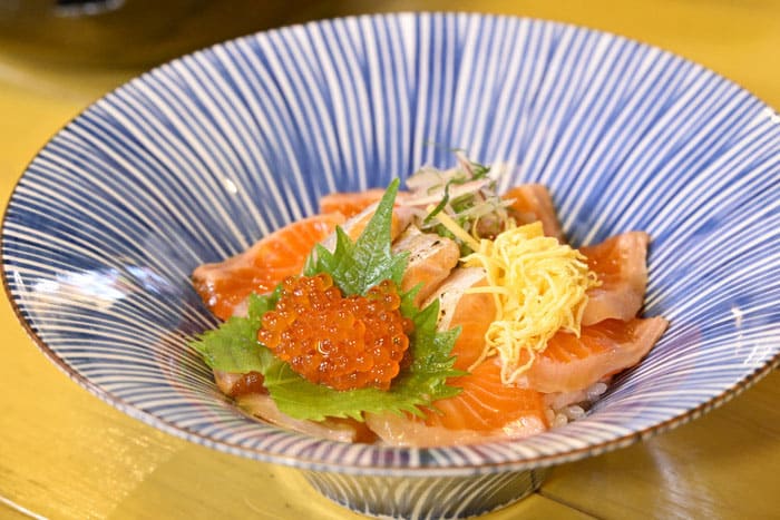青空レストラン 福島県 メイプルサーモン 鮭 いくらとサーモンの親子丼