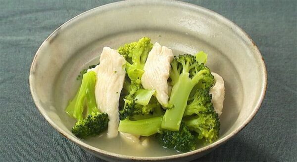ぺこもぐキッチン 料理家 栗原心平 塚田僚一 ヘルシーグルメ ブロッコリーと鶏むね肉の柔らか煮