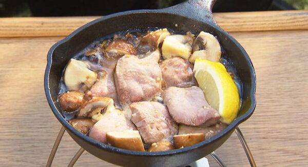 ぺこもぐキッチン 料理家 栗原心平 B&ZAI 橋本涼 牛タンアヒージョ