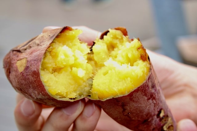 草彅やすとものうさぎとかめ 草彅剛 海原やすよともこ やすとも レシピ 作り方 焼き芋