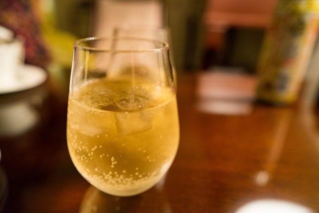 ぺこもぐキッチン 料理家 栗原心平 コショウ料理 元乃木坂46 堀未央奈 すだちサワー