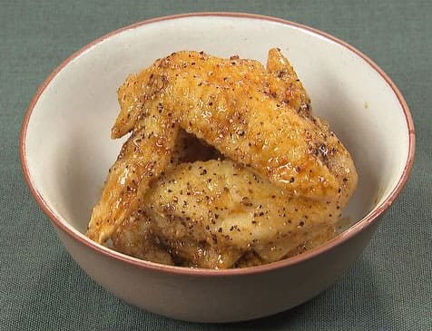 ぺこもぐキッチン 料理家 栗原心平 コショウ料理 元乃木坂46 堀未央奈 手羽先