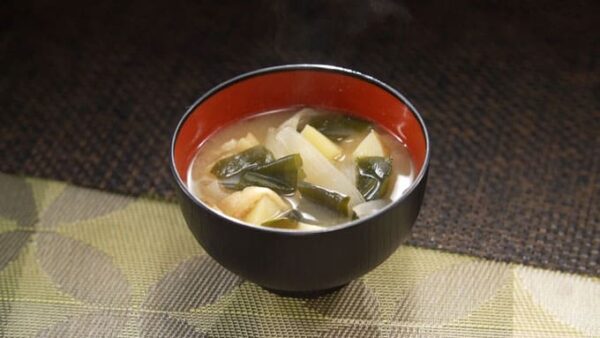 相葉マナブ 黒酢レシピ 黒酢味噌汁