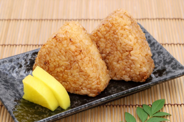草彅やすとものうさぎとかめ 草彅剛 海原やすよともこ やすとも レシピ 作り方 焼きおにぎり