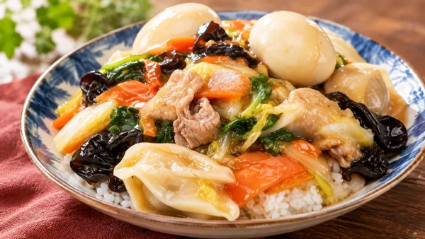 ウワサのお客さま「豚骨しょうゆニンニク・スタミナ満点中華丼」