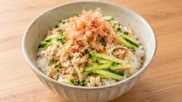 DayDay レシピ 亜希 亜希のざっくりキッチン 鶏むねひき肉のさっぱり丼