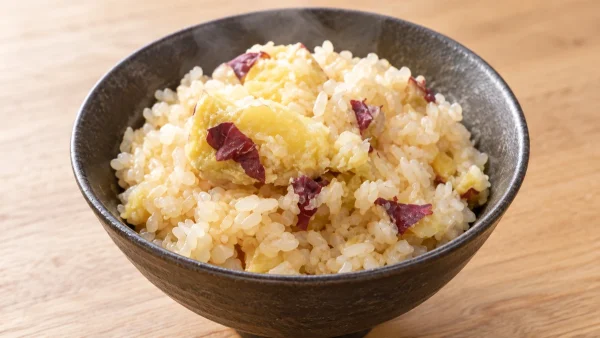 サタプラ「丸ごとさつまいもの炊き込みごはん」